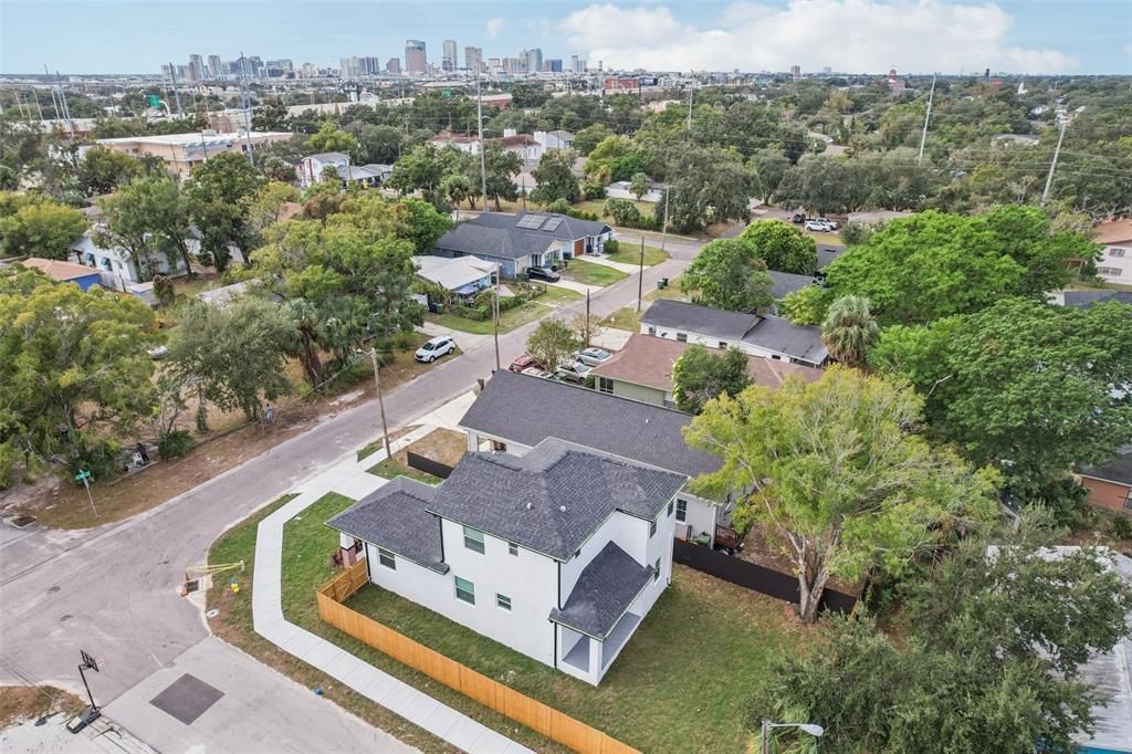 For Sale: $439,999 (3 beds, 3 baths, 1659 Square Feet)