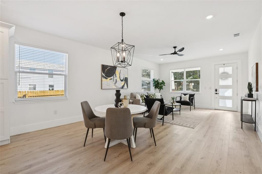 For Sale: $439,999 (3 beds, 3 baths, 1659 Square Feet)