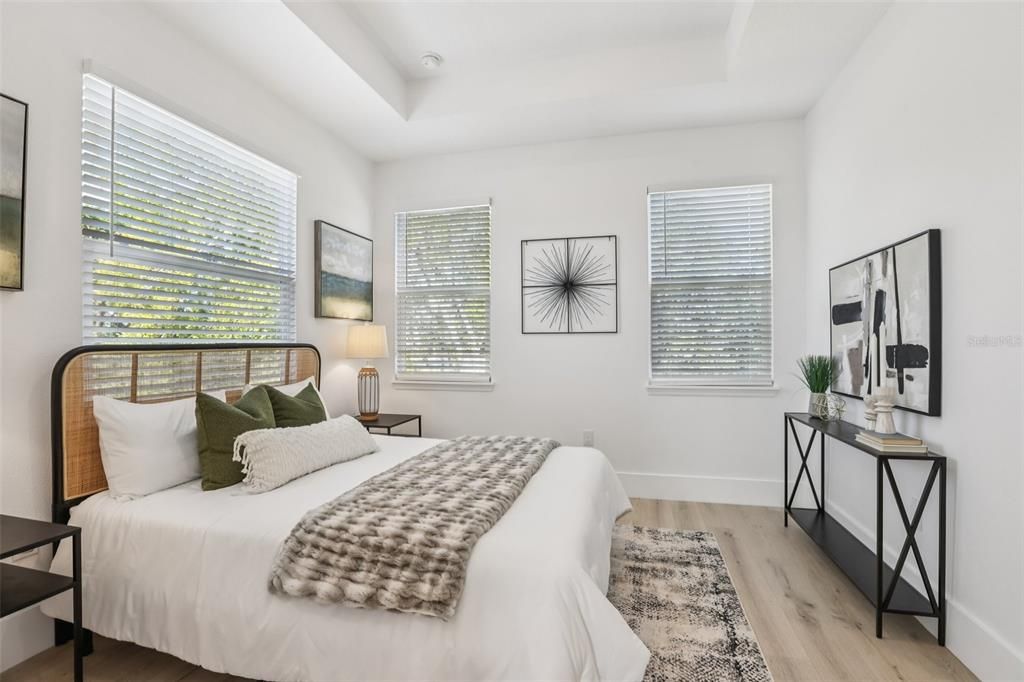 For Sale: $439,999 (3 beds, 3 baths, 1659 Square Feet)