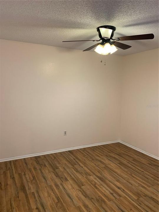 For Rent: $1,975 (3 beds, 2 baths, 1114 Square Feet)