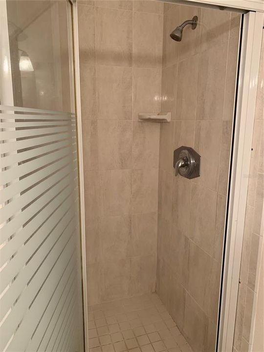 For Rent: $1,975 (3 beds, 2 baths, 1114 Square Feet)