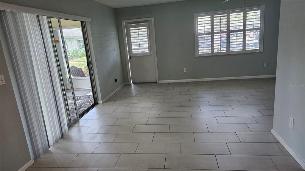 待售: $115,000 (1 贝兹, 1 浴室, 800 平方英尺)