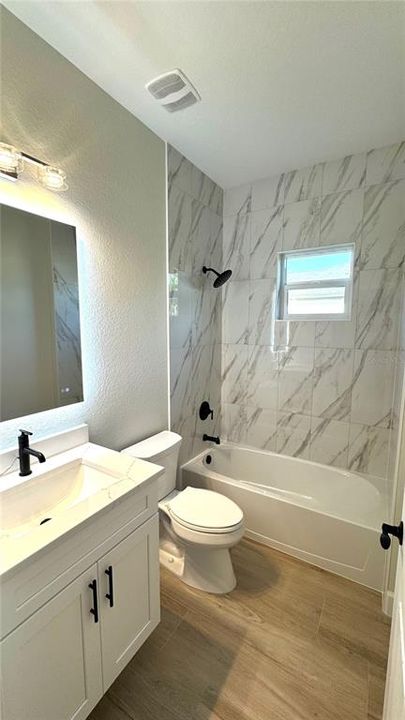 For Rent: $2,250 (4 beds, 2 baths, 1642 Square Feet)