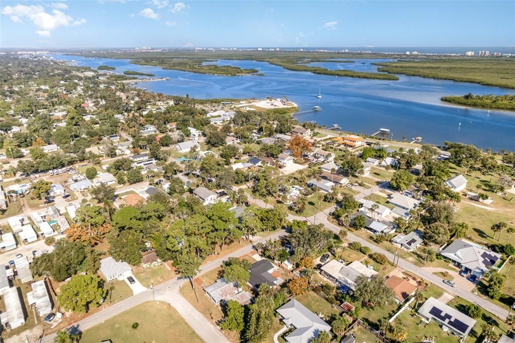 待售: $325,000 (3 贝兹, 2 浴室, 1424 平方英尺)