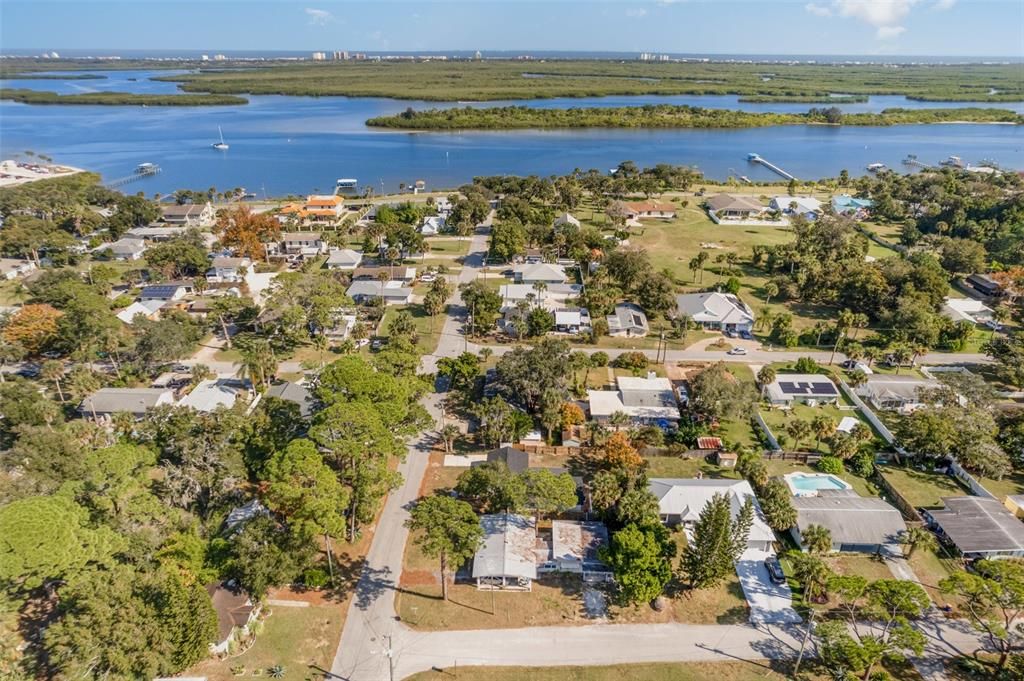 待售: $325,000 (3 贝兹, 2 浴室, 1424 平方英尺)