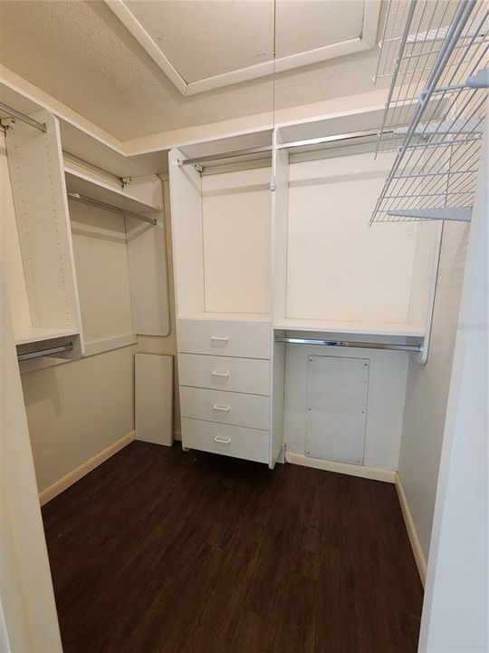 待售: $325,000 (2 贝兹, 2 浴室, 1292 平方英尺)