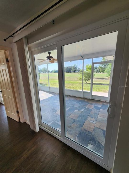 待售: $325,000 (2 贝兹, 2 浴室, 1292 平方英尺)