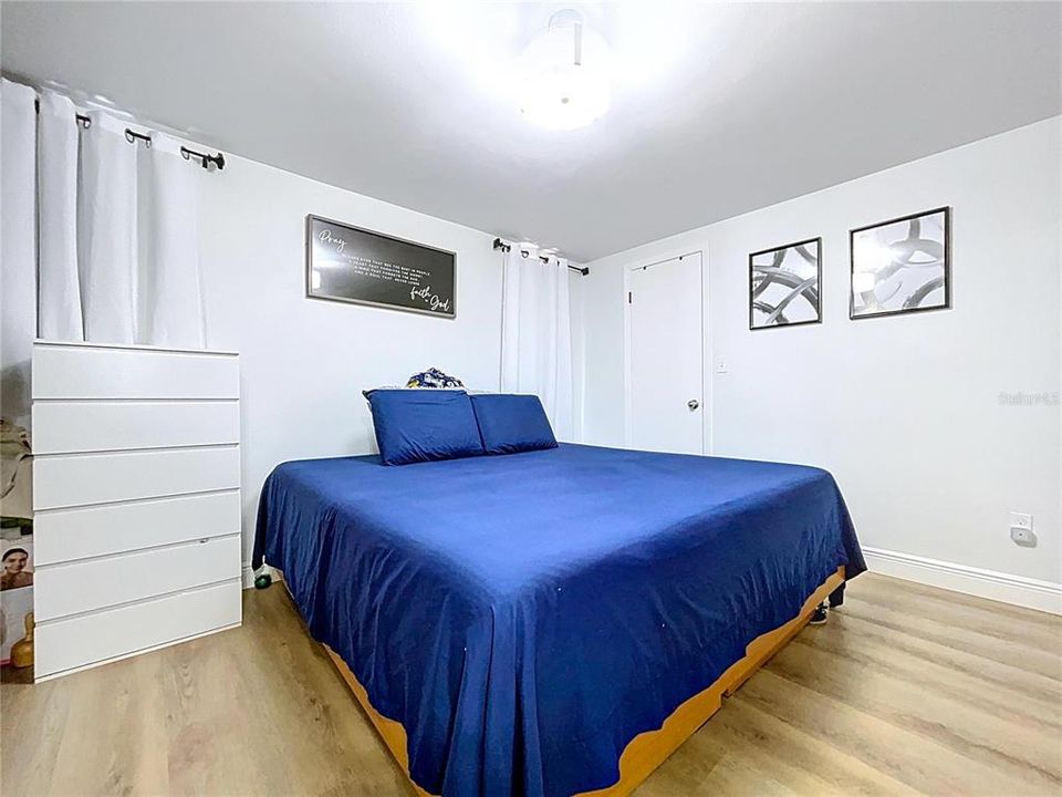 待售: $325,000 (3 贝兹, 2 浴室, 1368 平方英尺)