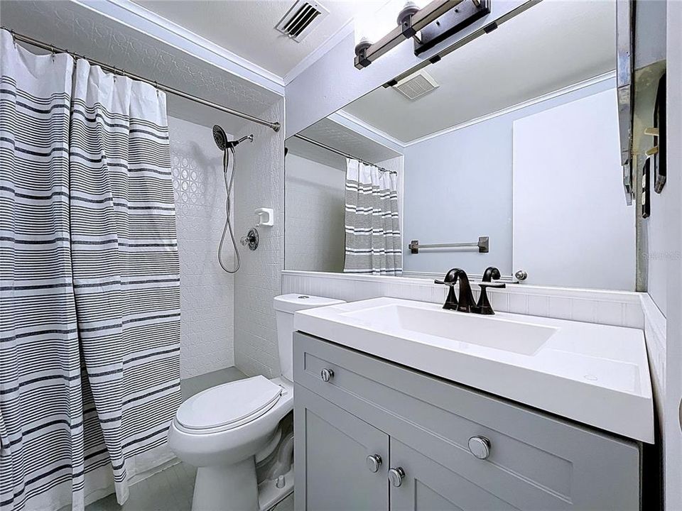 待售: $325,000 (3 贝兹, 2 浴室, 1368 平方英尺)