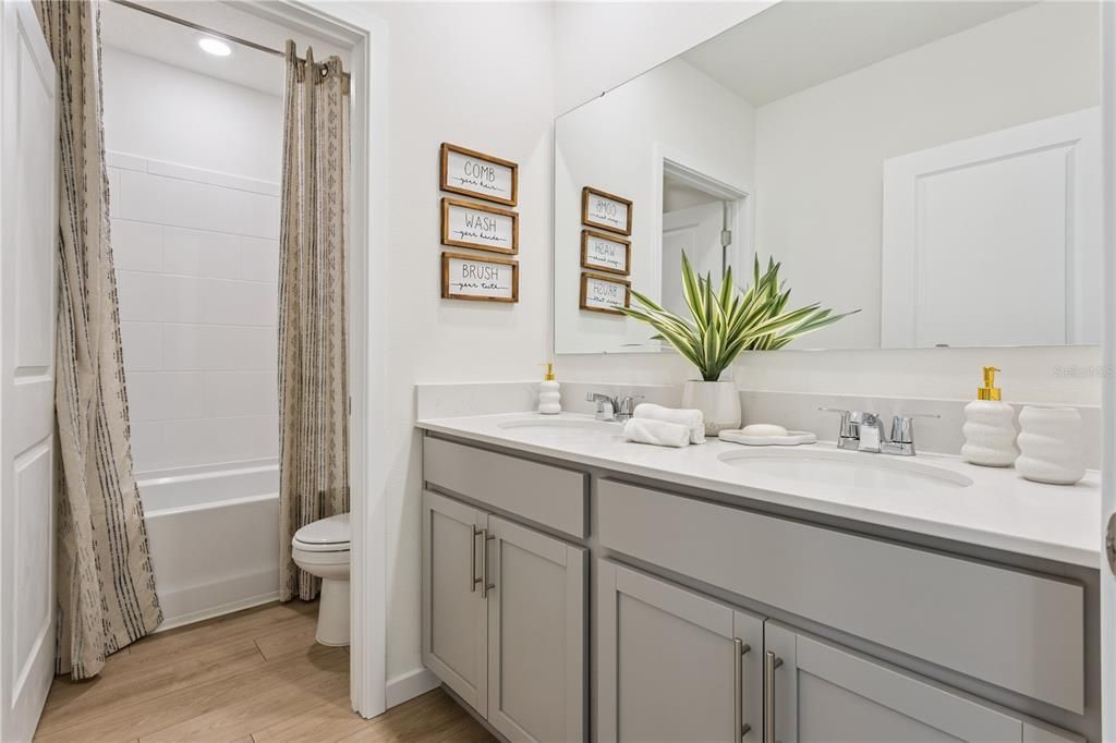 待售: $511,990 (5 贝兹, 3 浴室, 2669 平方英尺)