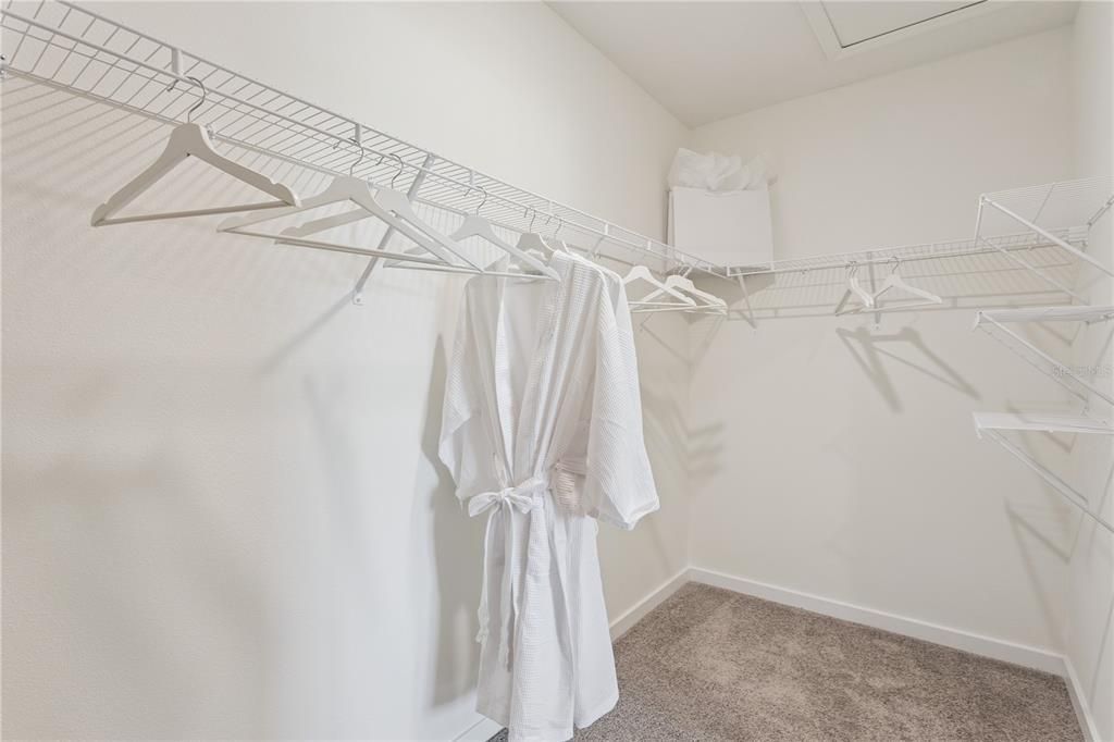 待售: $511,990 (5 贝兹, 3 浴室, 2669 平方英尺)