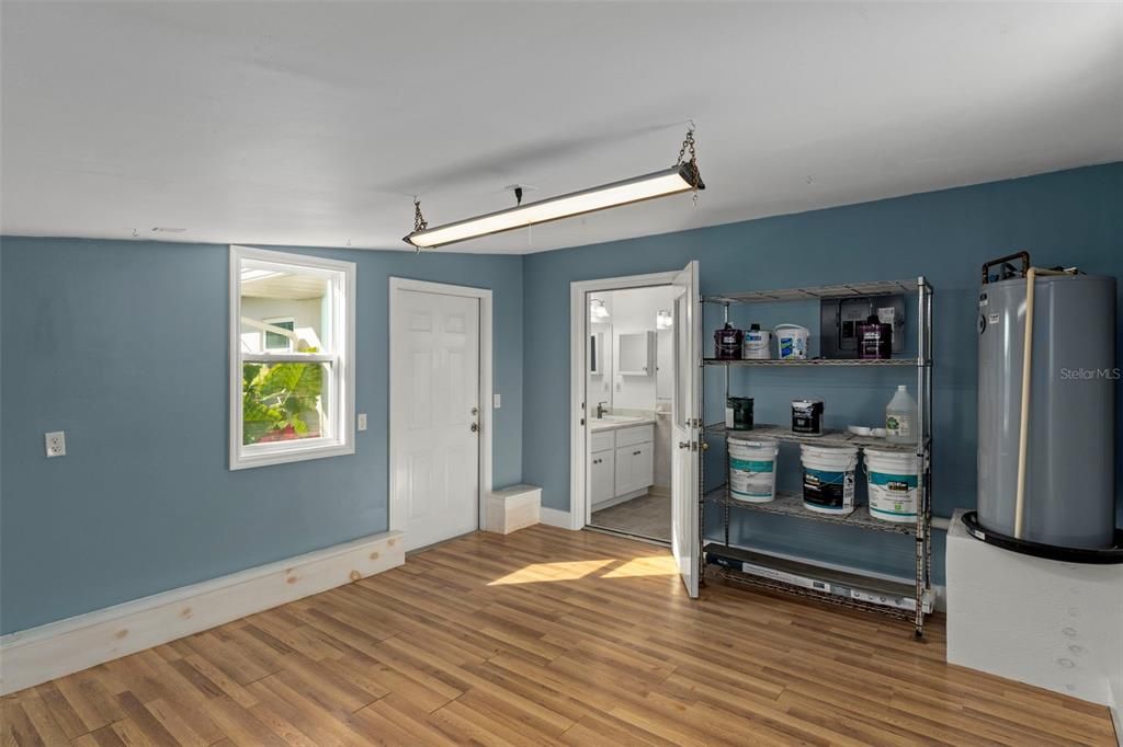 For Sale: $455,000 (2 beds, 2 baths, 1653 Square Feet)