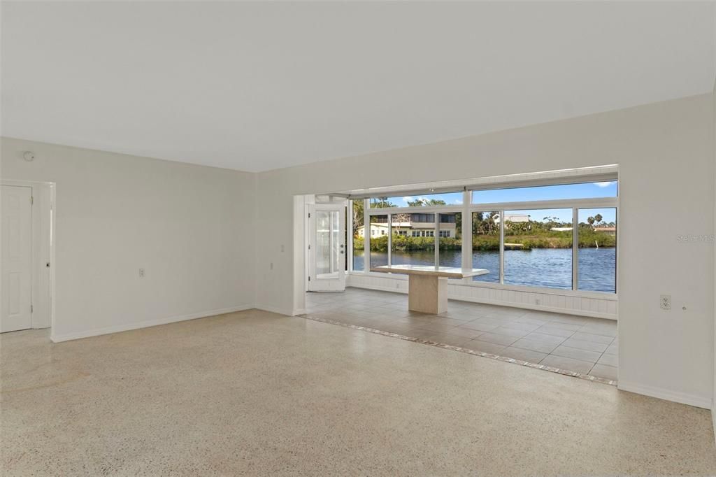 For Sale: $455,000 (2 beds, 2 baths, 1653 Square Feet)