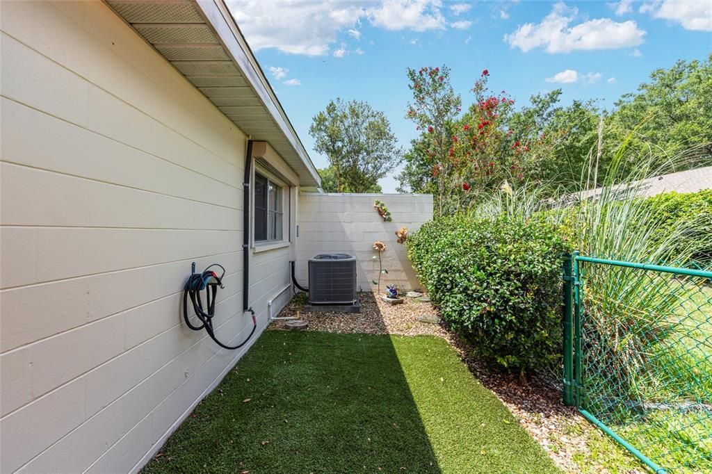 For Rent: $1,500 (2 beds, 2 baths, 1577 Square Feet)