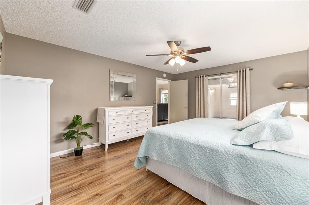 For Rent: $1,500 (2 beds, 2 baths, 1577 Square Feet)