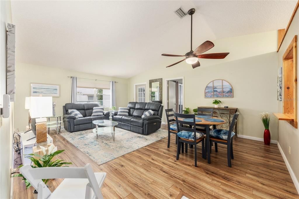 For Rent: $1,500 (2 beds, 2 baths, 1577 Square Feet)