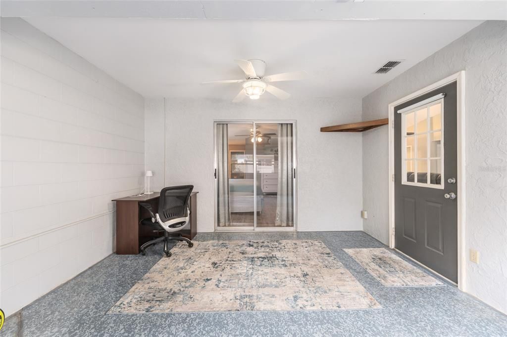 For Rent: $1,500 (2 beds, 2 baths, 1577 Square Feet)