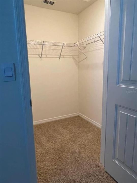 En Renta: $2,550 (3 camas, 2 baños, 1568 Pies cuadrados)