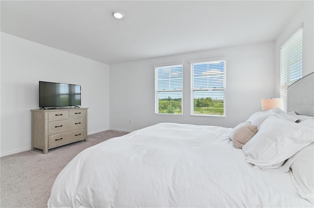 En Venta: $359,900 (3 camas, 2 baños, 2160 Pies cuadrados)