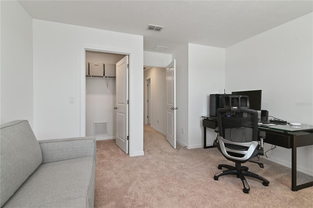 En Venta: $359,900 (3 camas, 2 baños, 2160 Pies cuadrados)