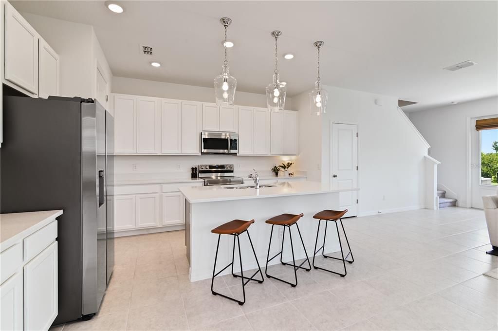 En Venta: $359,900 (3 camas, 2 baños, 2160 Pies cuadrados)