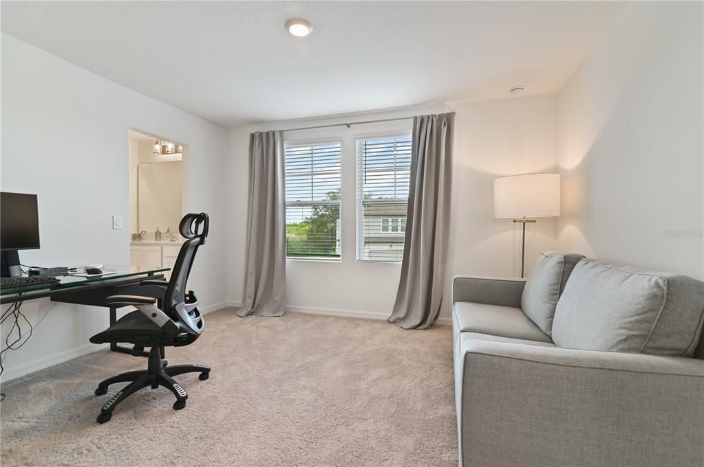 En Venta: $359,900 (3 camas, 2 baños, 2160 Pies cuadrados)