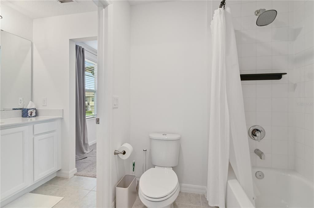 En Venta: $359,900 (3 camas, 2 baños, 2160 Pies cuadrados)