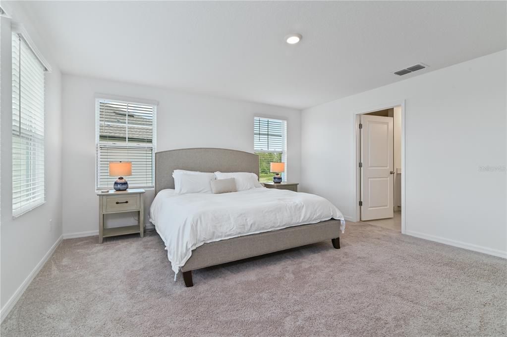 En Venta: $359,900 (3 camas, 2 baños, 2160 Pies cuadrados)