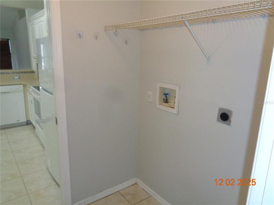 В аренду: $2,195 (3 спален, 2 ванн, 1722 Квадратных фут)