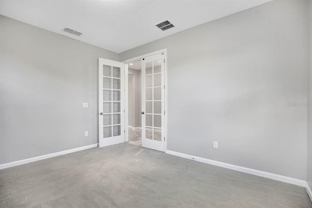 En Renta: $2,700 (3 camas, 2 baños, 2017 Pies cuadrados)