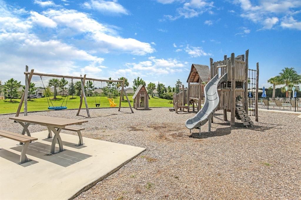 出租: $2,700 (3 贝兹, 2 浴室, 2017 平方英尺)