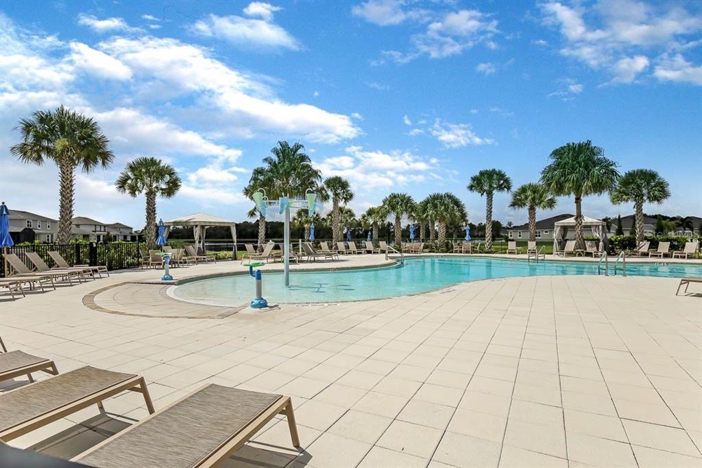 出租: $2,700 (3 贝兹, 2 浴室, 2017 平方英尺)