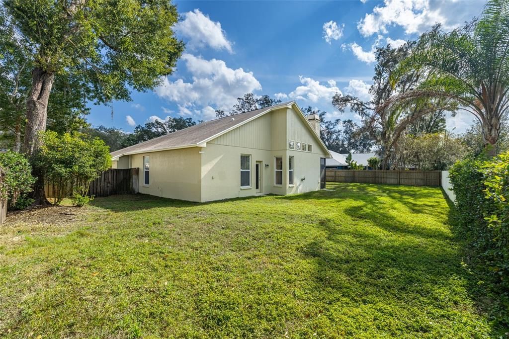 En Venta: $459,000 (4 camas, 2 baños, 2220 Pies cuadrados)