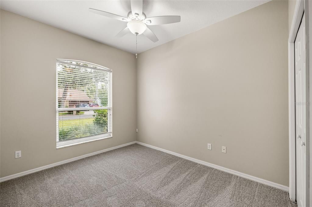 En Venta: $459,000 (4 camas, 2 baños, 2220 Pies cuadrados)