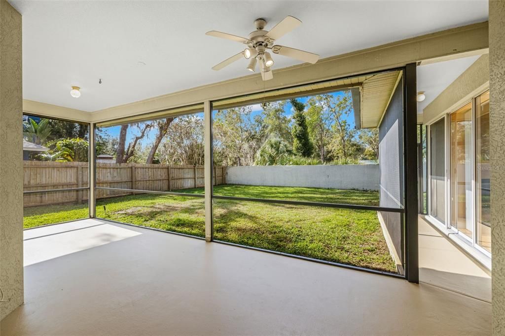 En Venta: $459,000 (4 camas, 2 baños, 2220 Pies cuadrados)