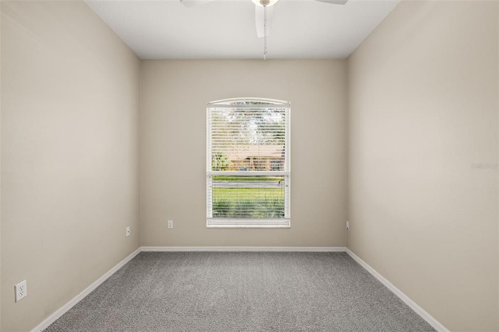 En Venta: $459,000 (4 camas, 2 baños, 2220 Pies cuadrados)