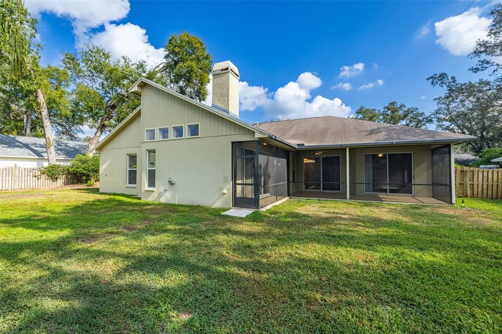 En Venta: $459,000 (4 camas, 2 baños, 2220 Pies cuadrados)