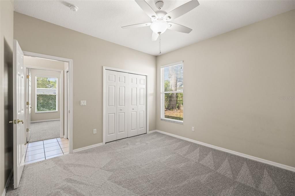 En Venta: $459,000 (4 camas, 2 baños, 2220 Pies cuadrados)