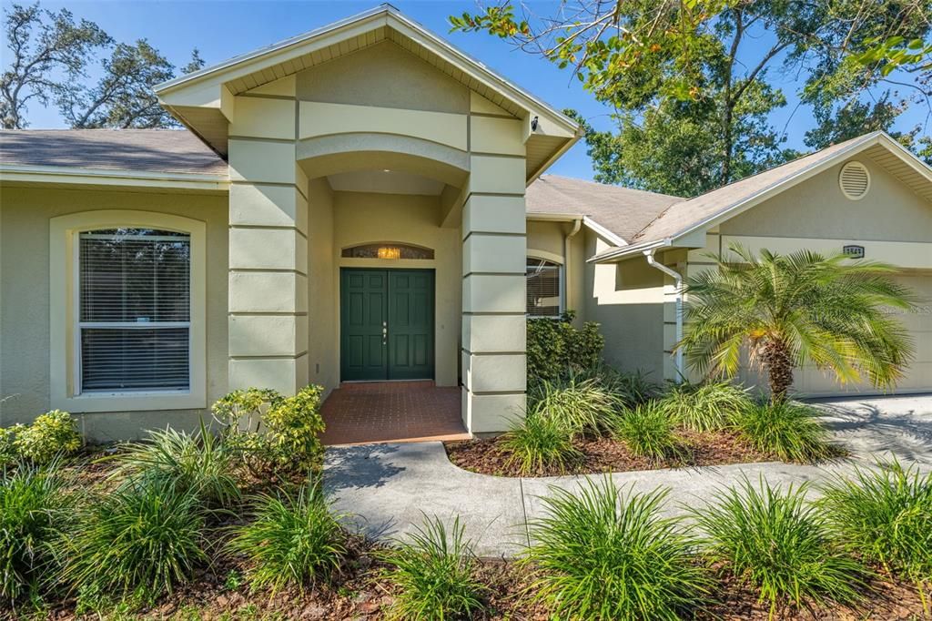 En Venta: $459,000 (4 camas, 2 baños, 2220 Pies cuadrados)