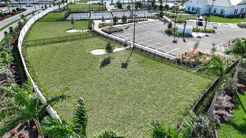 Active With Contract: $260,900 (2 beds, 2 baths, 1515 Square Feet)