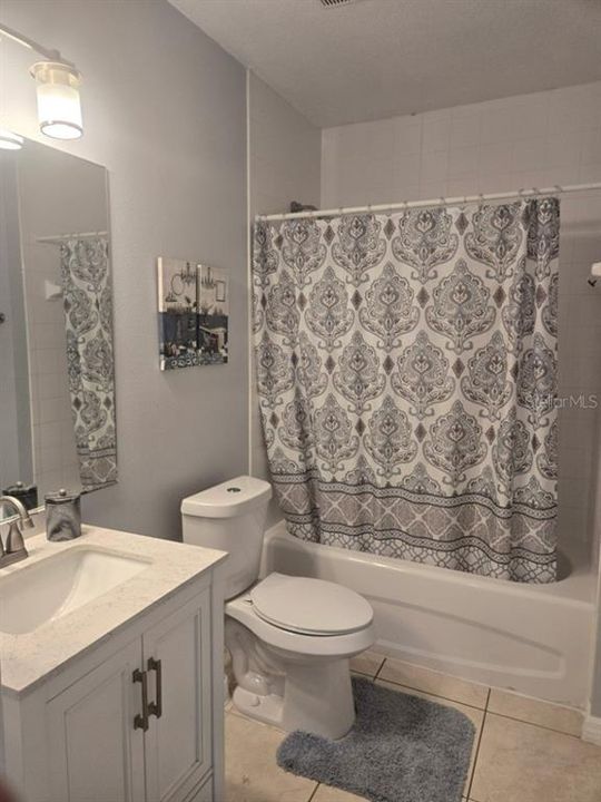 En Renta: $2,200 (3 camas, 2 baños, 1200 Pies cuadrados)