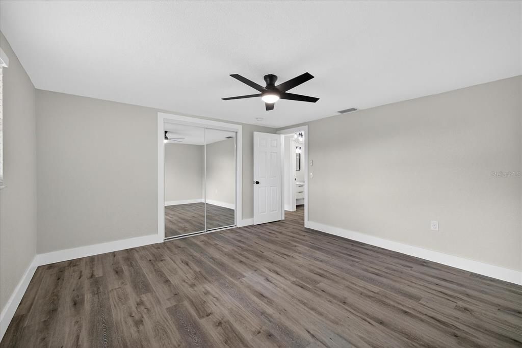 待售: $349,900 (5 贝兹, 3 浴室, 1780 平方英尺)