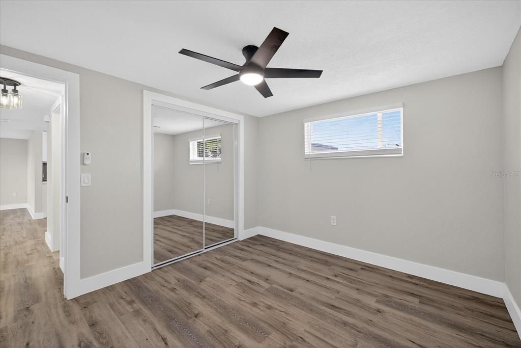 待售: $349,900 (5 贝兹, 3 浴室, 1780 平方英尺)