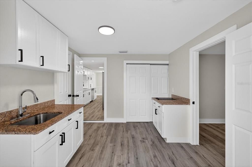 待售: $349,900 (5 贝兹, 3 浴室, 1780 平方英尺)