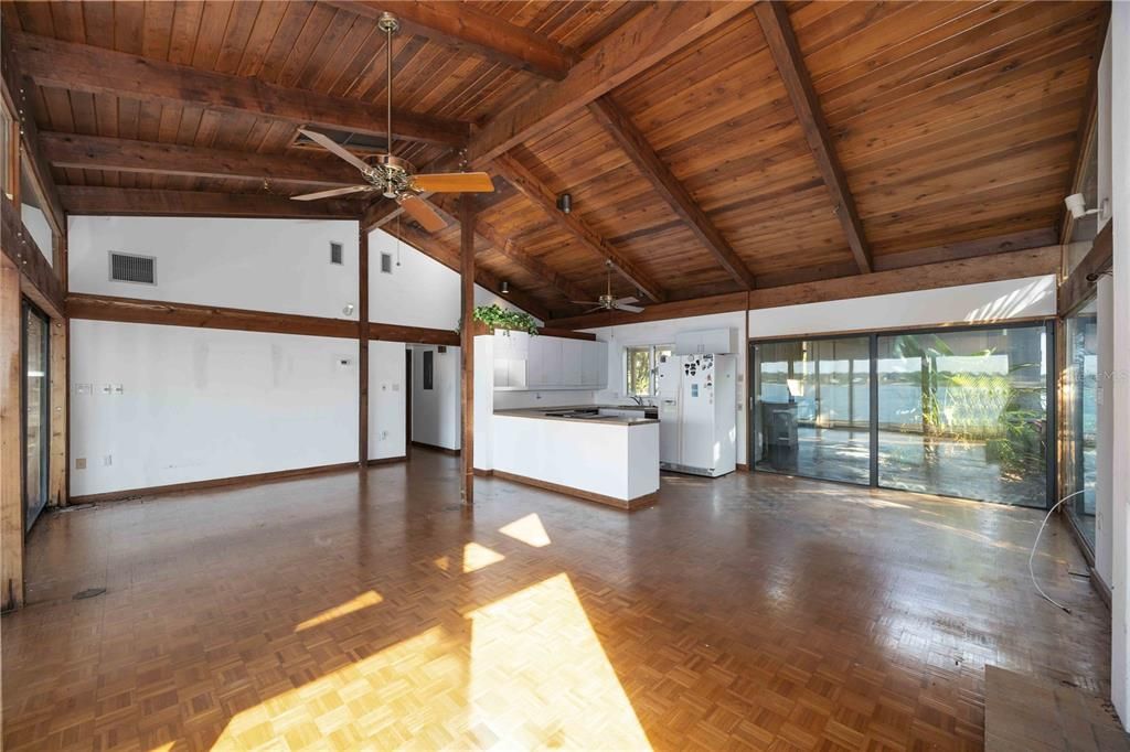 Active With Contract: $374,900 (3 beds, 3 baths, 1520 Square Feet)