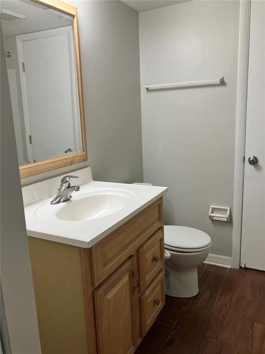 For Rent: $2,000 (2 beds, 1 baths, 1087 Square Feet)