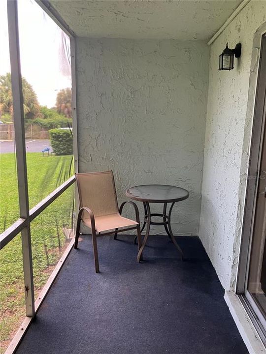 For Rent: $2,000 (2 beds, 1 baths, 1087 Square Feet)