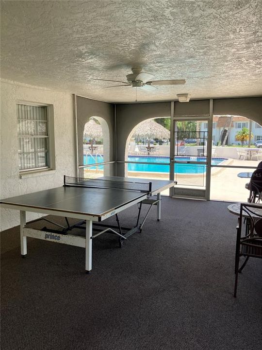 For Rent: $2,000 (2 beds, 1 baths, 1087 Square Feet)