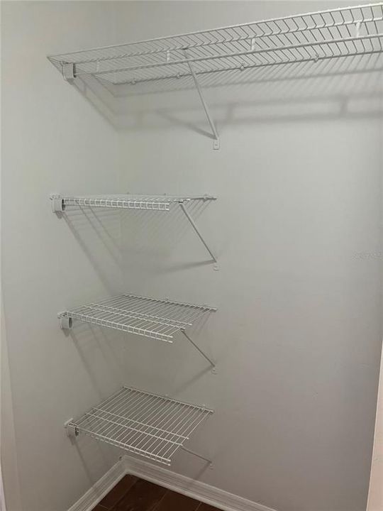 For Rent: $2,000 (2 beds, 1 baths, 1087 Square Feet)