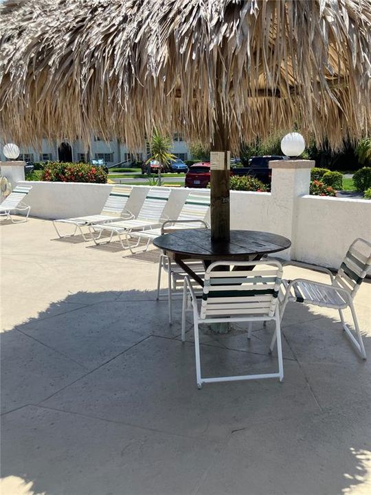 For Rent: $2,000 (2 beds, 1 baths, 1087 Square Feet)